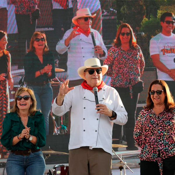 José María Fraustro Siller, alcalde de Saltillo presente en este magno evento